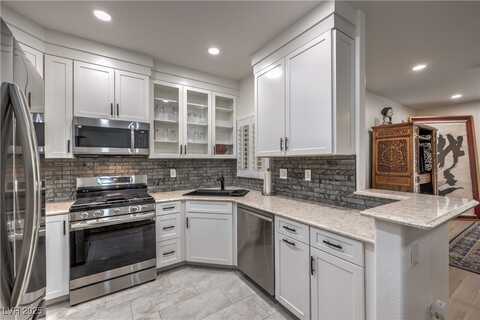 75 N Valle Verde Drive, Henderson, NV 89074