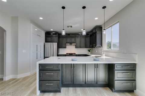 8108 Artistic Heights Court, Las Vegas, NV 89143