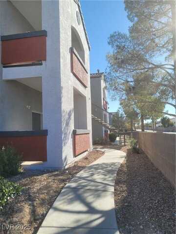7413 W RUSSELL Road, Las Vegas, NV 89113