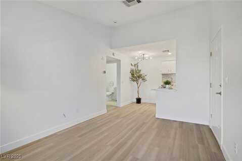 5171 Lindell Road, Las Vegas, NV 89118