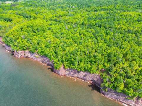 17 Ac On LAKE RD, Ironwood, MI 49938