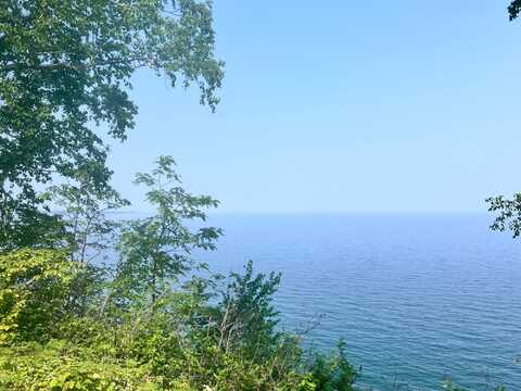 17 Ac On LAKE RD, Ironwood, MI 49938