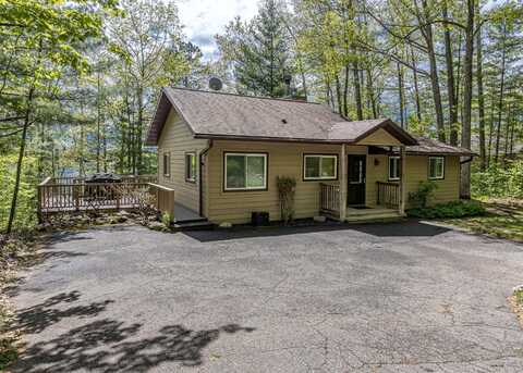 8916 FOREST LN, Minocqua, WI 54548