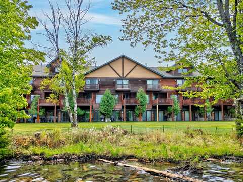 3666 HWY 70, Eagle River, WI 54521