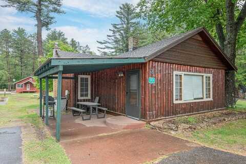 3939 EAGLE WATERS RD, Eagle River, WI 54521