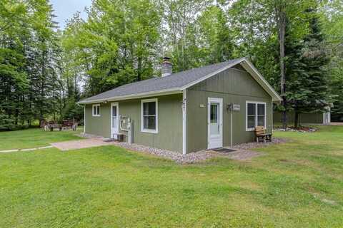 8610 PAULSON DR, Tomahawk, WI 54487