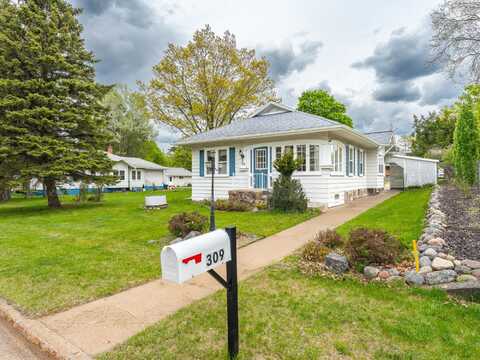 309 2ND ST N, Eagle River, WI 54521