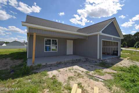 58 Hampton Way, Snow Hill, NC 28580