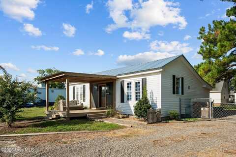 97 Cooper Street, Winterville, NC 28590