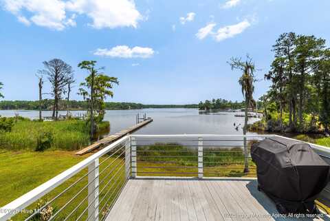 106 Overlook Road, Chocowinity, NC 27817