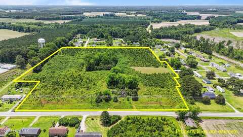 8726 Us Highway 64 Highway, Robersonville, NC 27871