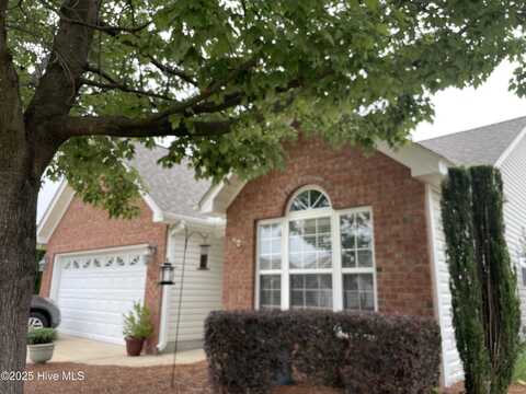 3333 Honeysuckle Drive, Winterville, NC 28590