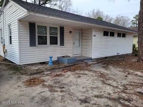 6882 Church Street, Grifton, NC 28530