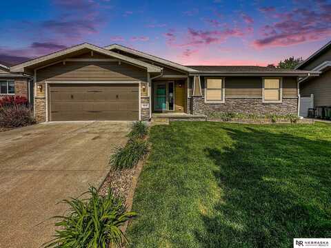 1809 SW Derek Avenue, Lincoln, NE 68522