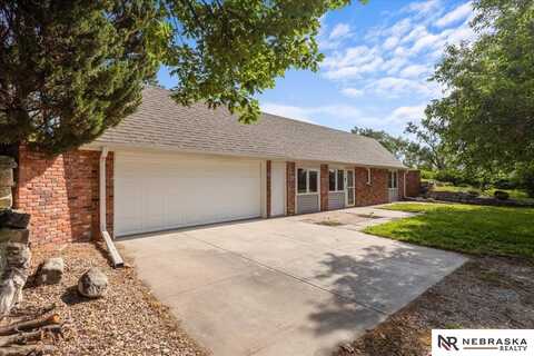 8600 Kendall Street, Cheney, NE 68526