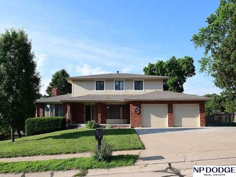 4651 White Cloud Drive, Bellevue, NE 68157