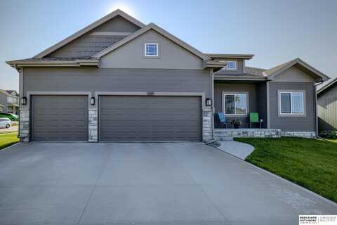 13505 S 51st Street, Papillion, NE 68133