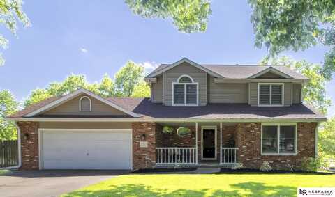 5803 Woodstock Avenue, Lincoln, NE 68512