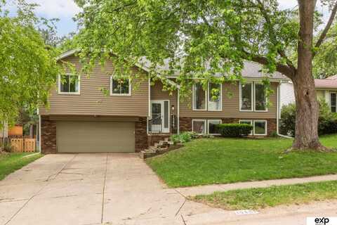 15461 Harney Street, Omaha, NE 68154