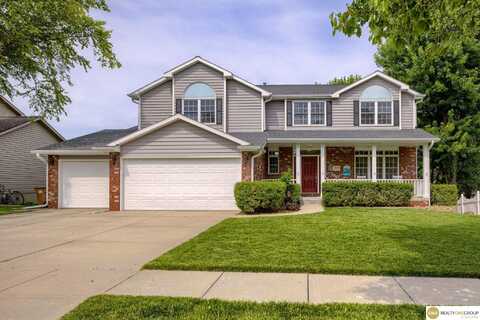 7409 Elk Creek Drive, Lincoln, NE 68516