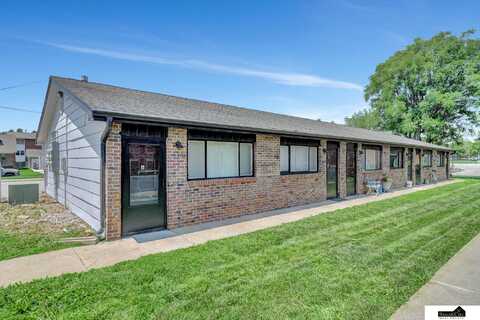 1207 B Street, Lincoln, NE 68502
