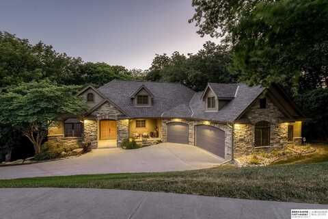 5016 S 237th Circle, Elkhorn, NE 68022