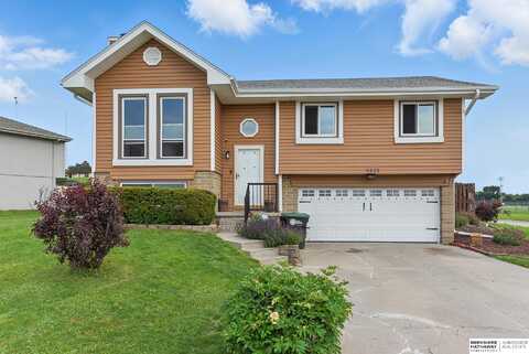 8517 Vernon Avenue, Omaha, NE 68134