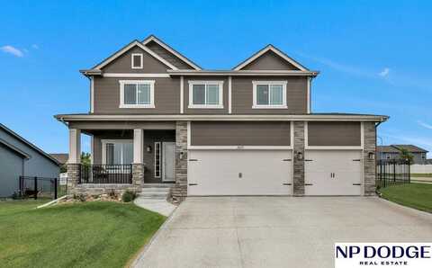 11623 111 Avenue, Papillion, NE 68046