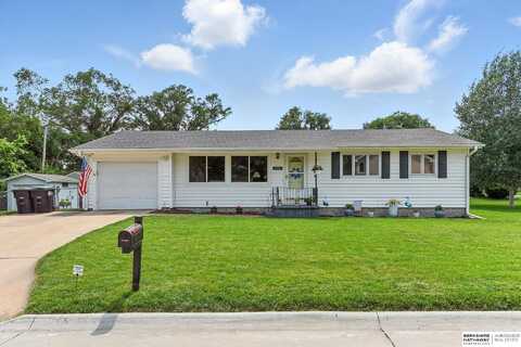 8345 Burt Street, Omaha, NE 68114
