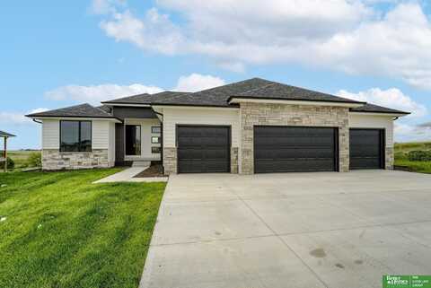 5717 N 195th Street, Elkhorn, NE 68022