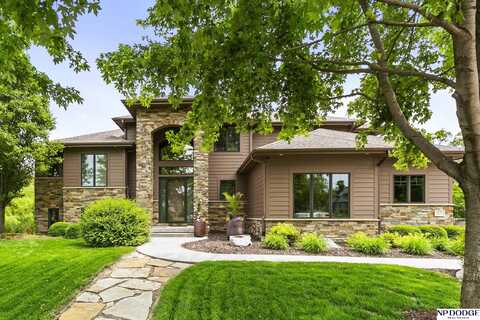 20751 Nancy Circle, Omaha, NE 68022