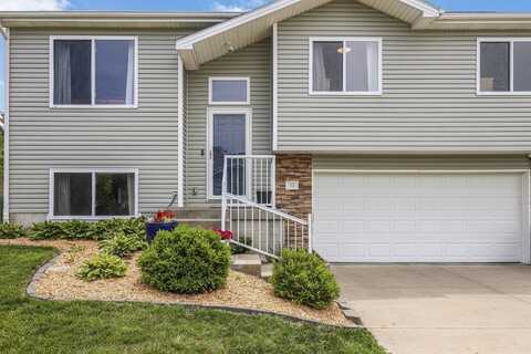 155 Vince Drive, Bennet, NE 68317