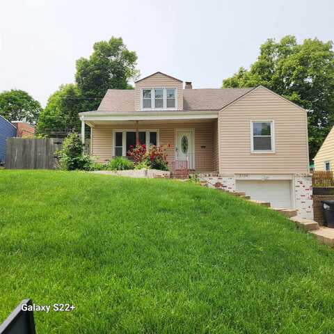 2134 S 48th Street, Omaha, NE 68106