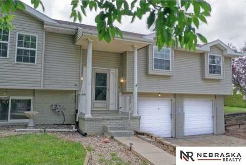 9500 Dawn Drive, Plattsmouth, NE 68048