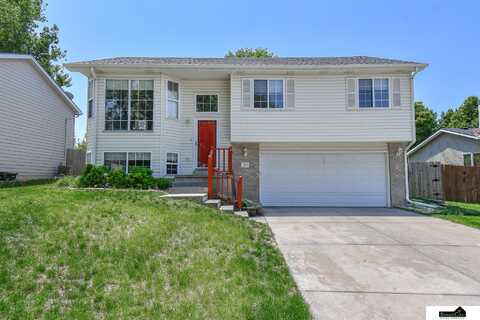 531 W Carrine Drive, Lincoln, NE 68521