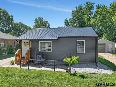 5635 Hartley Street, Lincoln, NE 68507