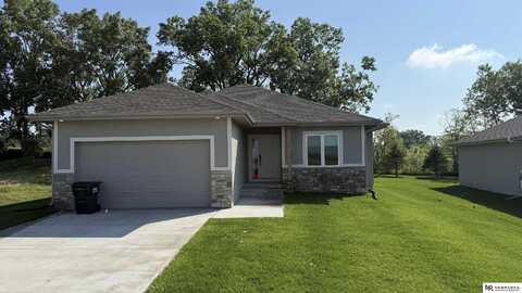 12667 N 161st Avenue, Bennington, NE 68007