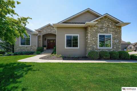 3001 Eldorado Drive, Lincoln, NE 68516