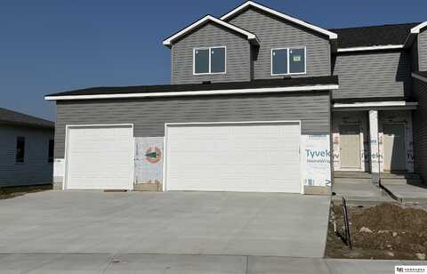 5925 S 94 Street, Lincoln, NE 68526