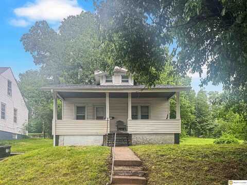 4525 N 41 Street, Omaha, NE 68111
