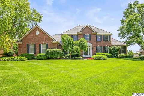 15819 Lake Street, Omaha, NE 68116