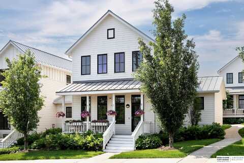 709 Pacific Street, Omaha, NE 68108
