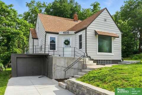 4535 Bedford Avenue, Omaha, NE 68104
