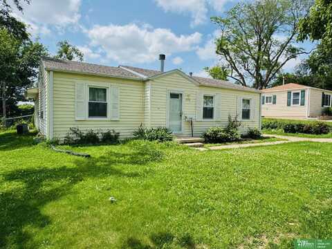 830 N 78 Street, Omaha, NE 68114