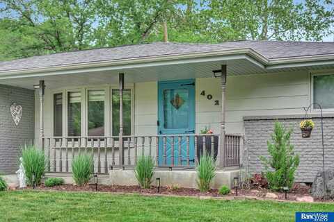 4225 Clifford Drive, Lincoln, NE 68506