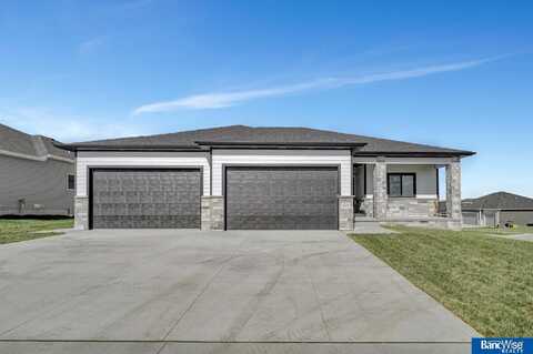 9405 Estela Avenue, Lincoln, NE 68516