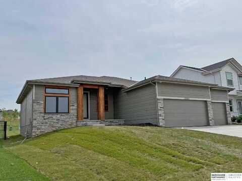 17660 Weber Street, Bennington, NE 68007