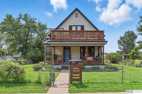 2704 N 60th Avenue, Omaha, NE 68104