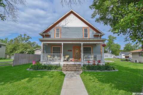212 Nebraska Street, Murdock, NE 68407