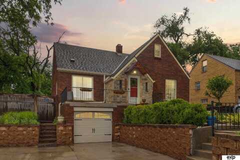 2220 S 60th Street, Omaha, NE 68106